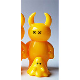 SDCC Canary Yellow Ouch Uamou with Boo - Pre-order SDCC Canary Yellow Ouch Uamou with Boo - Pre-order